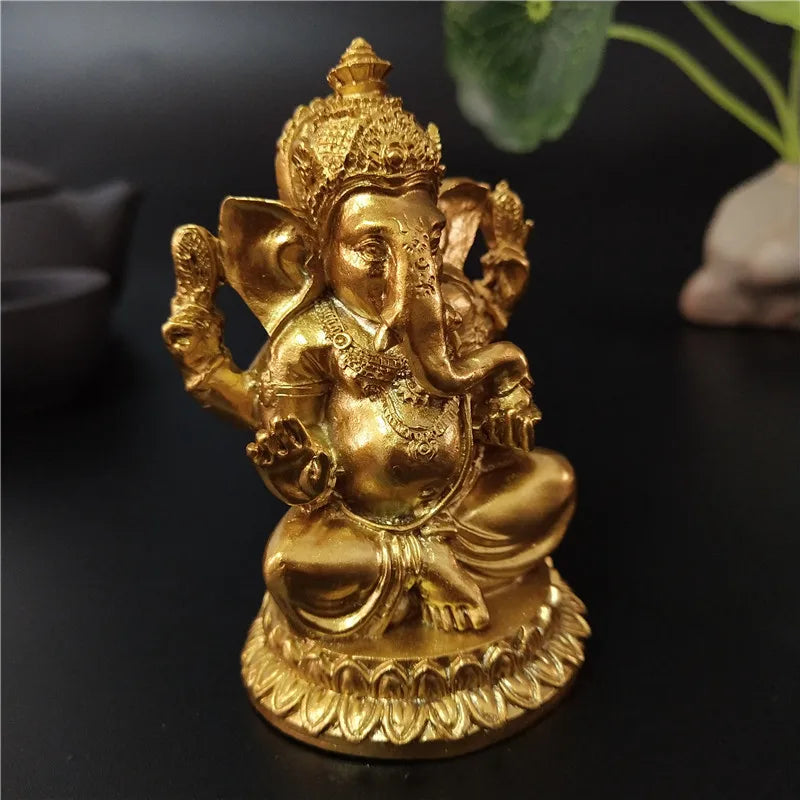Statuette de Ganesh Assis sur Lotus