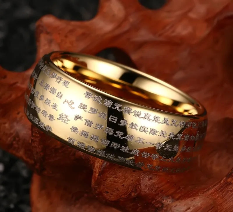 Goldener buddhistischer Ring