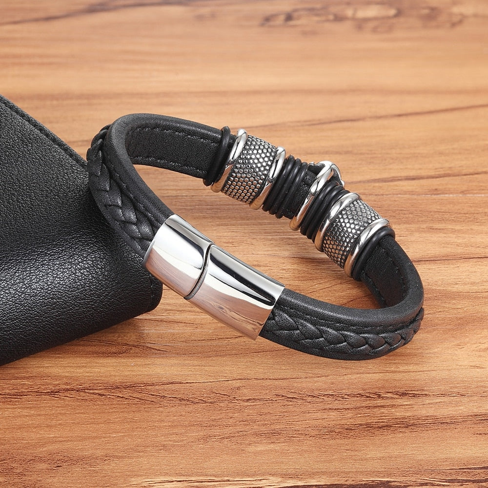 Bracelet cuir tressé & tête de bouddha en acier