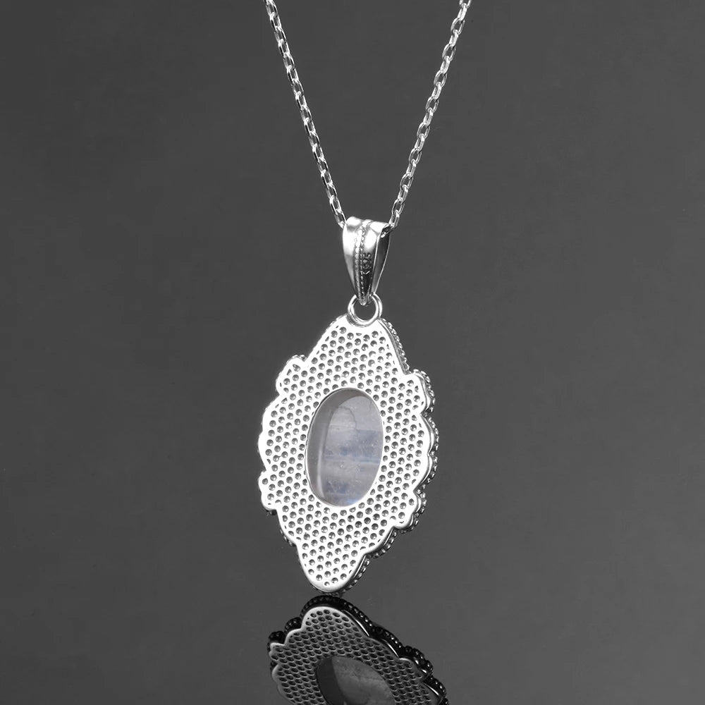 Collier en pierre de Lune