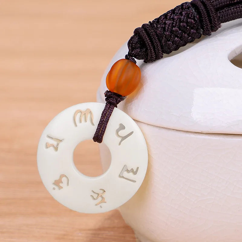 Tibetische Elfenbein-Anhänger-Halskette