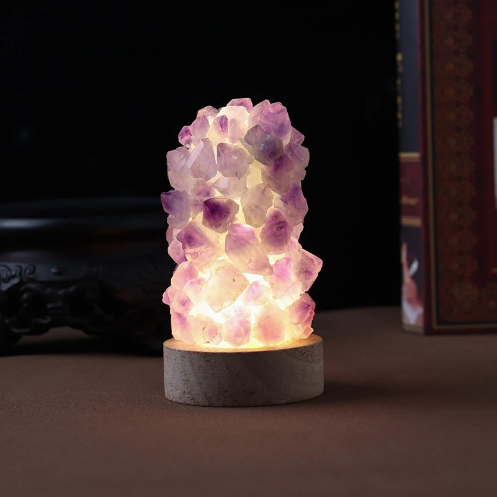 Amethyst-Cluster-Nachttischlampe