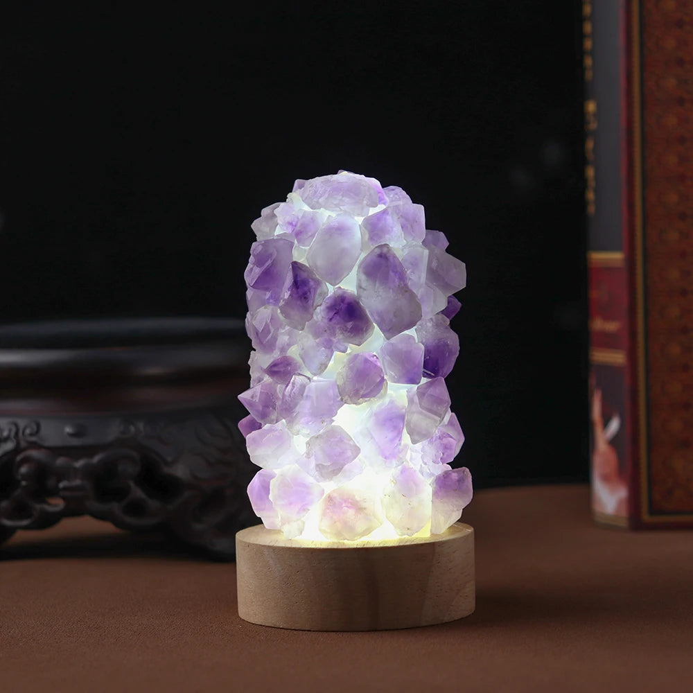 Amethyst-Cluster-Nachttischlampe