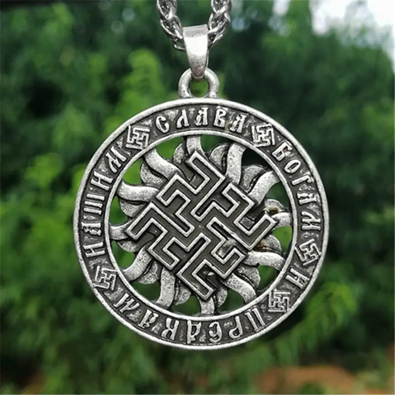 Collier Svastika