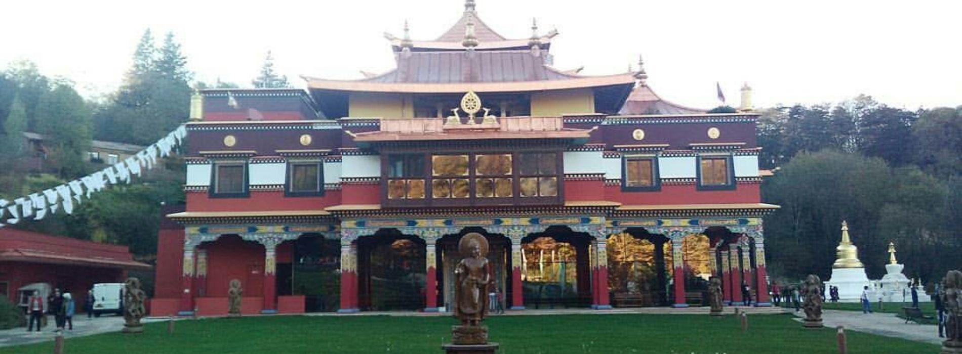 Temple Bouddhiste Montpellier Image