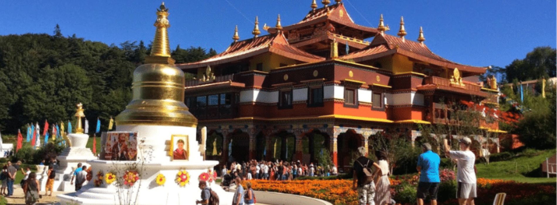 Lerab Ling Temple Bouddhiste Image