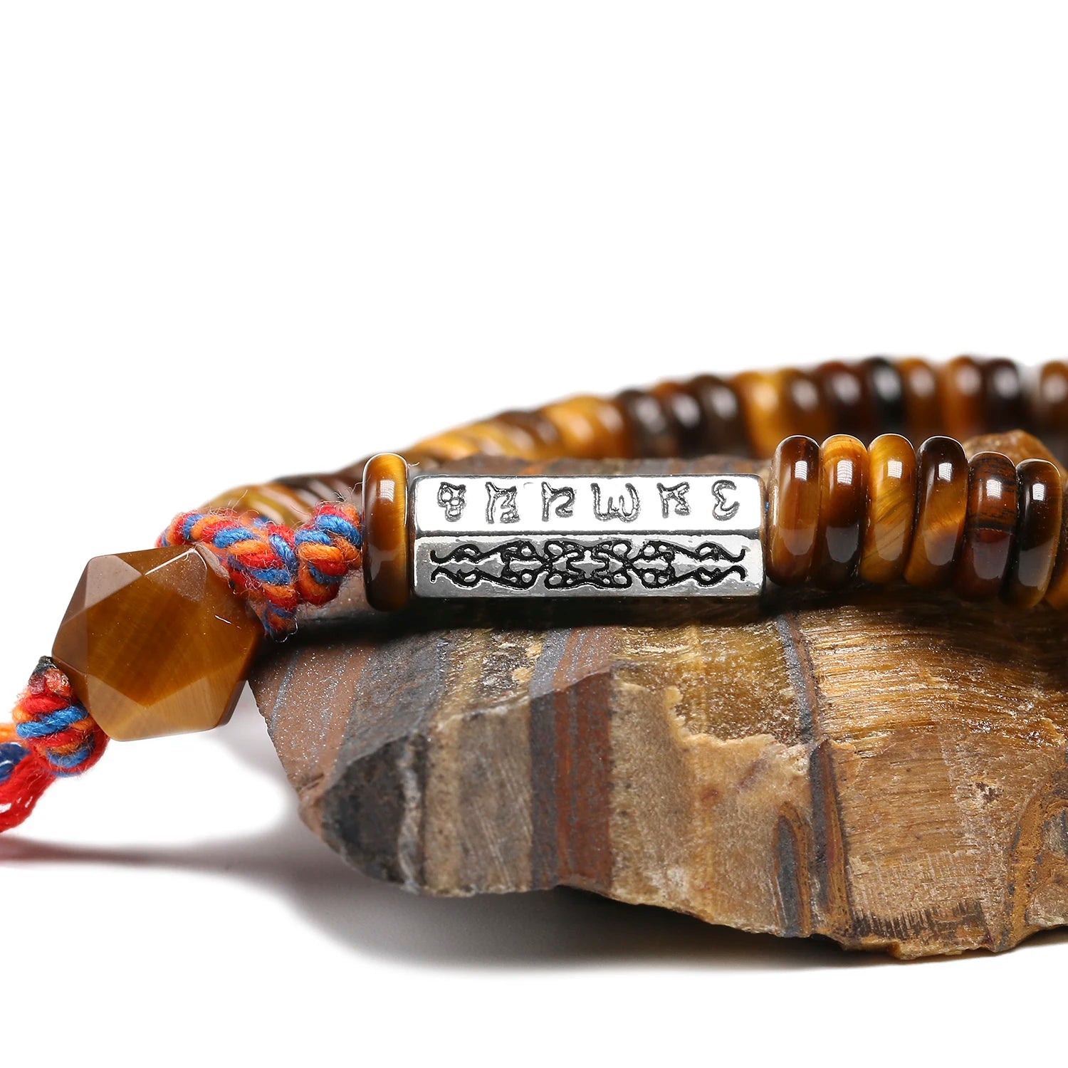 Tibetisches Mantra und Tigerauge-Armband