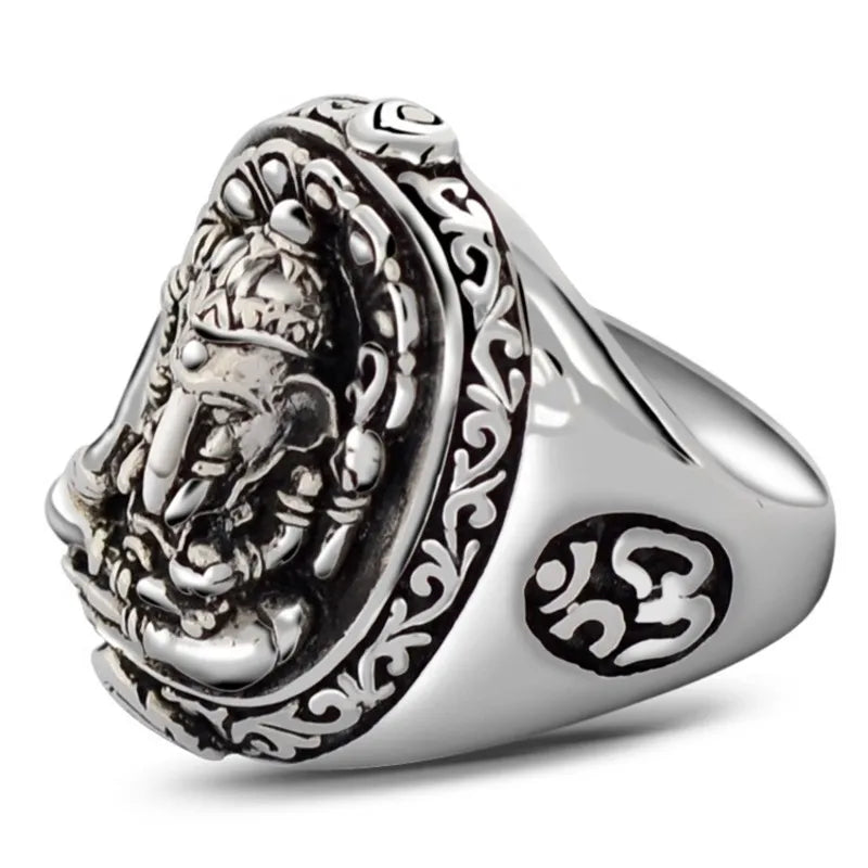 Ritterlicher Ganesh-Ring