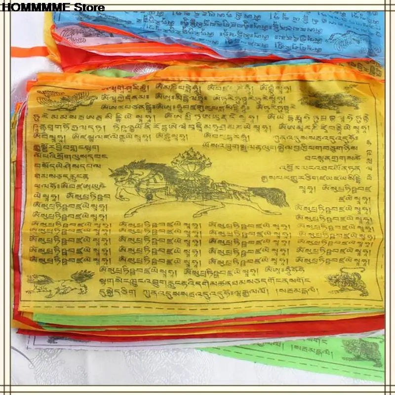 Drapeaux bouddhistes tibétains